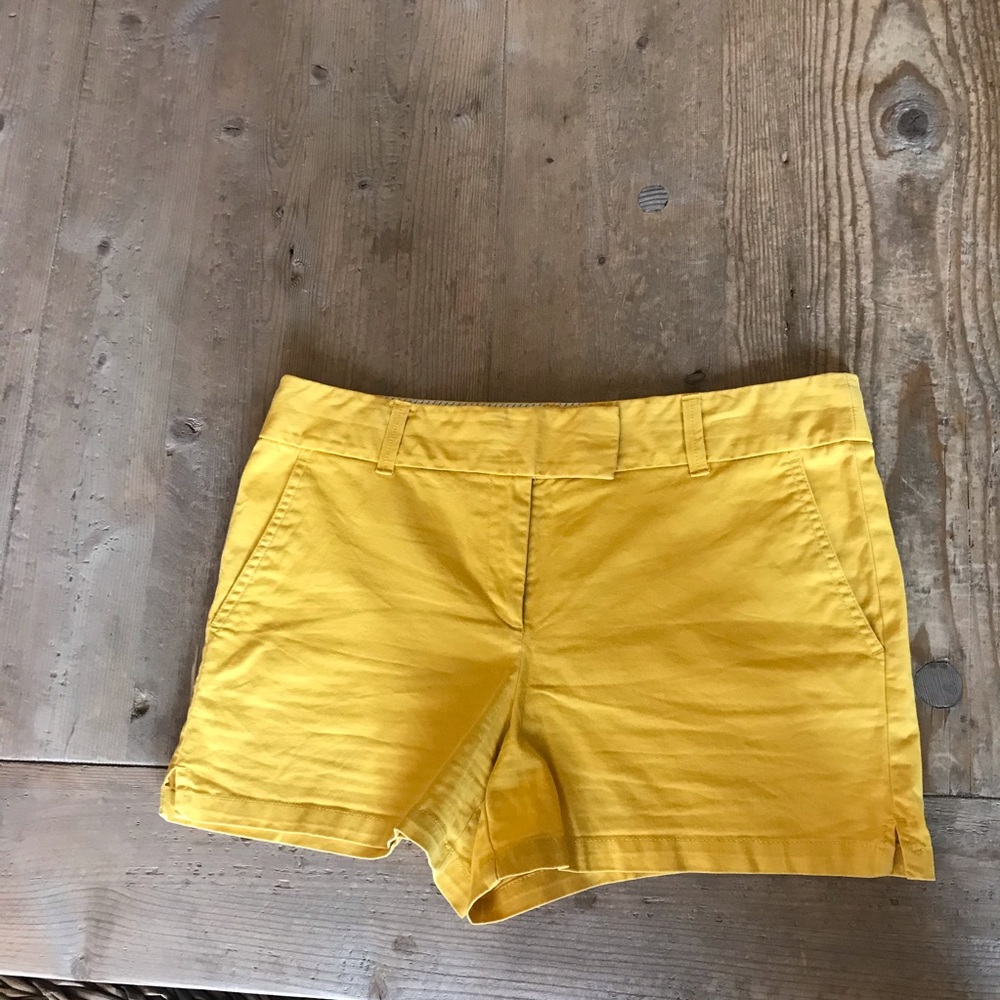 Ann Taylor Loft Yellow Shorts | size 10